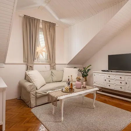 Lägenhet Perla